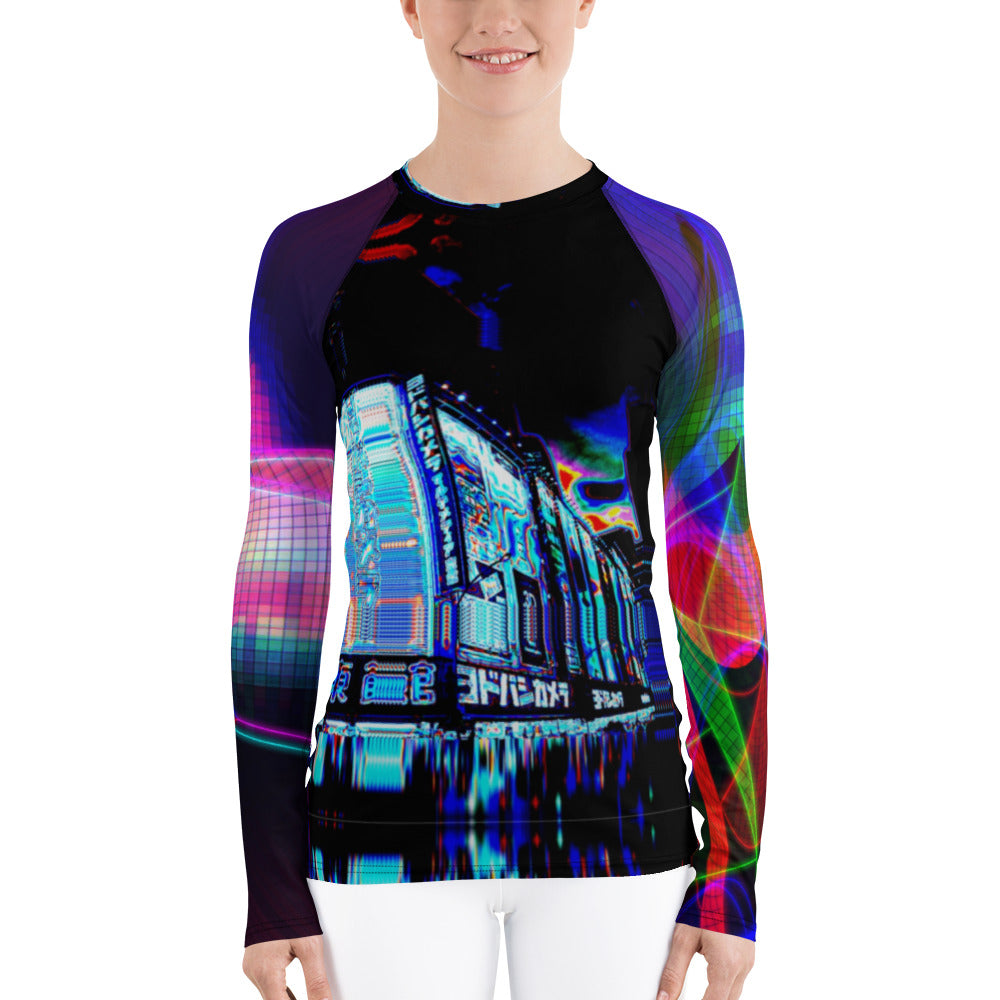 Saibāpanku Women's Action Top